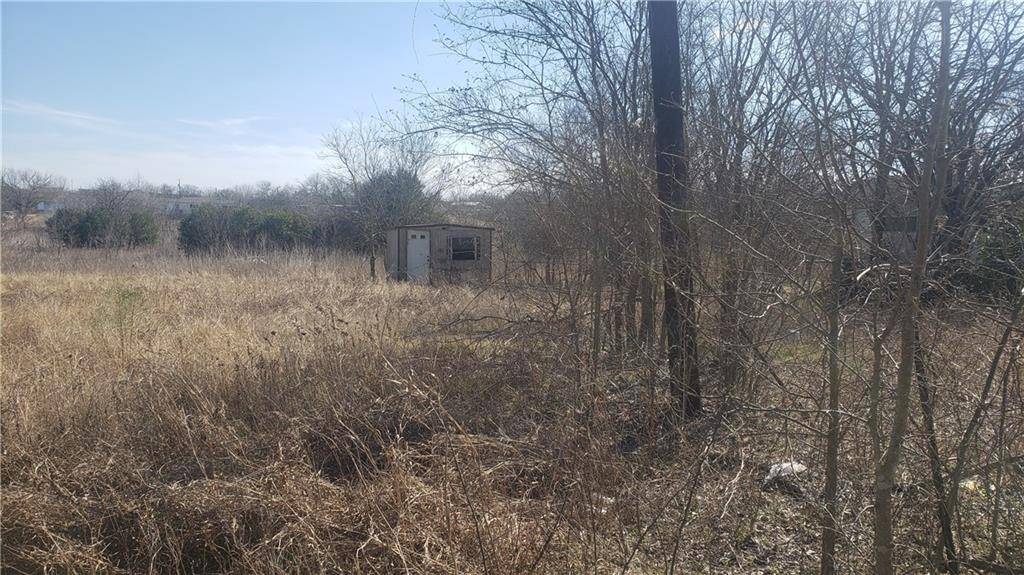 417 Dickerson RD, Kyle, TX 78640