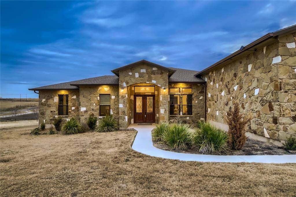 105 Tonkawa RDG, Hutto, TX 78634