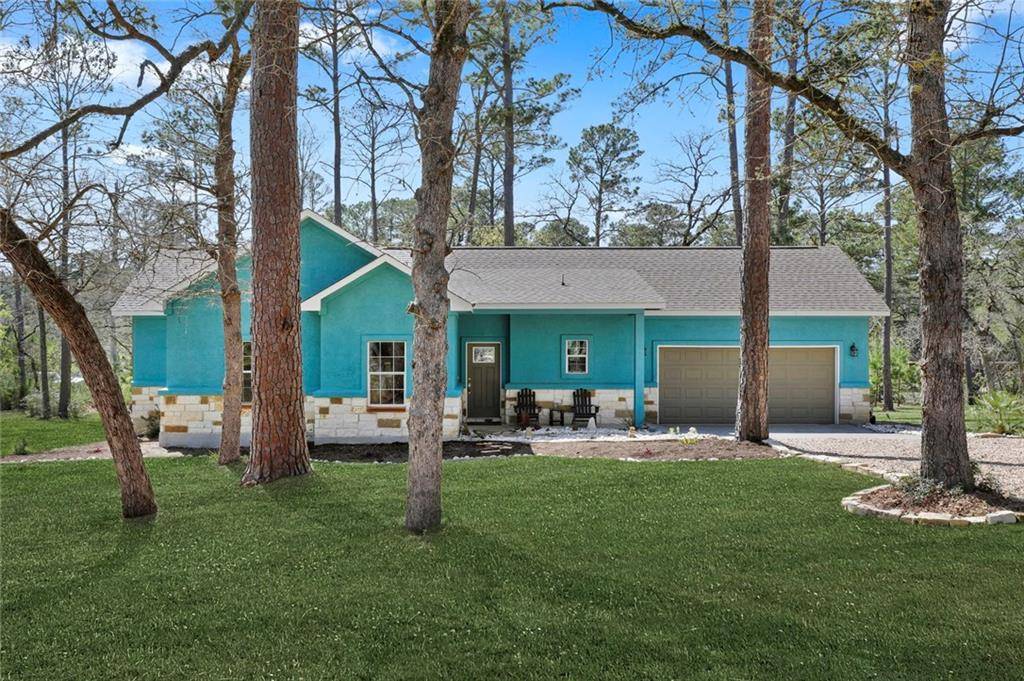 207 S Buckhorn DR, Bastrop, TX 78602