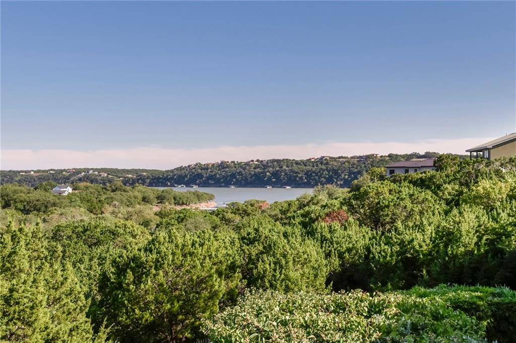 19612 Sandcastle DR, Spicewood, TX 78669