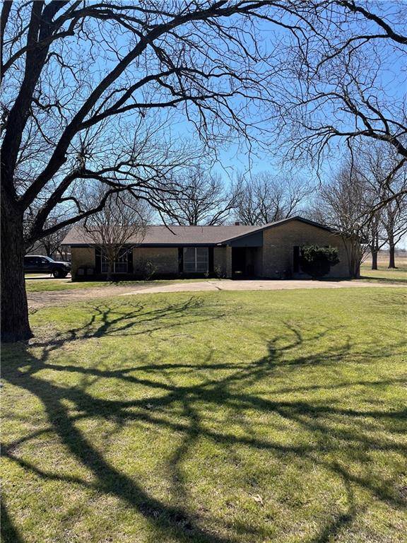 350 County Road 367, Taylor, TX 76574