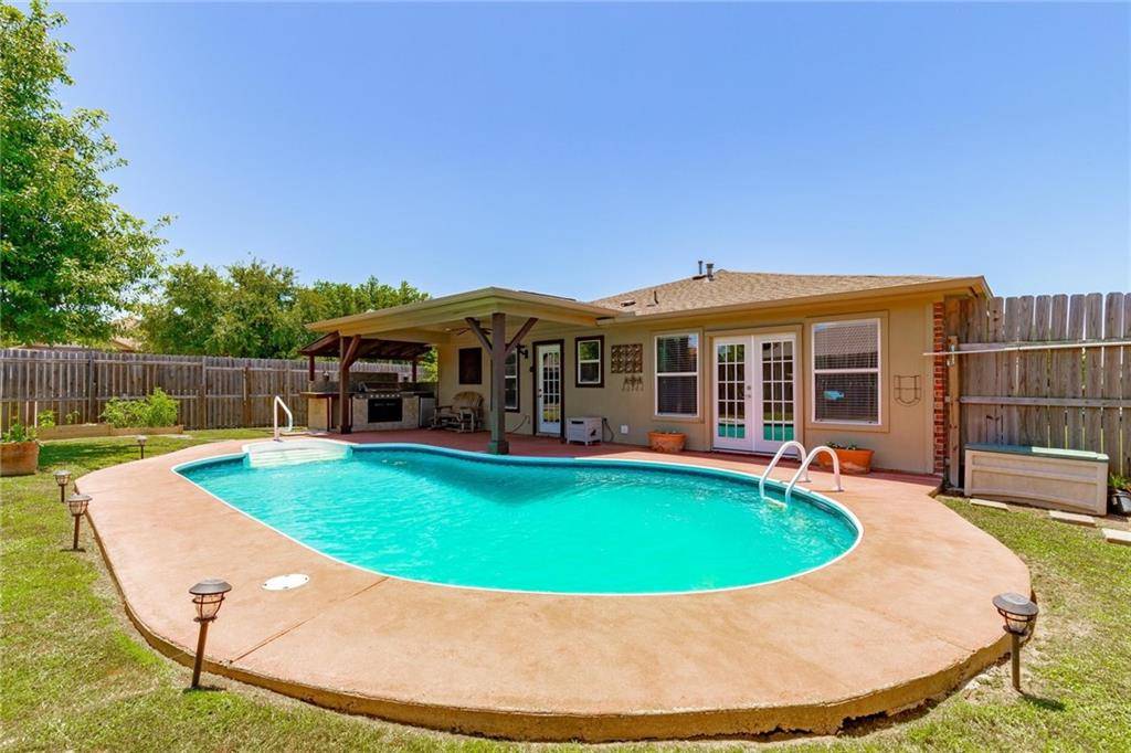 131 Steven ST, Hutto, TX 78634