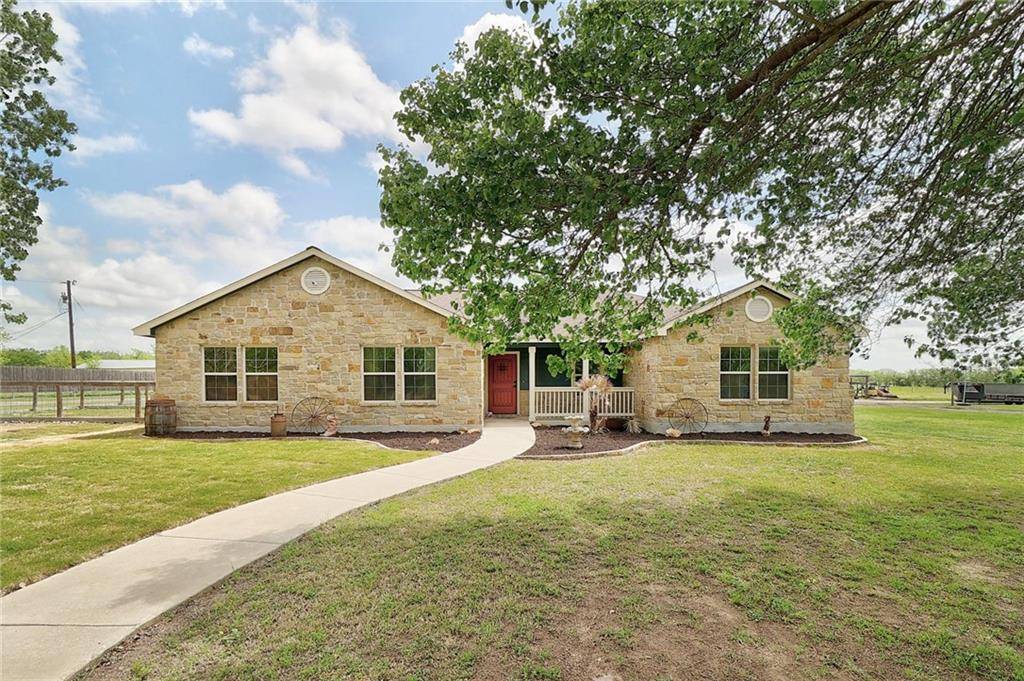 20217 Engelmann LN, Manor, TX 78653