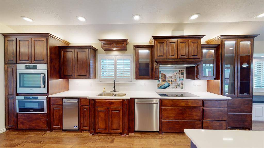 1476 E Hempstead ST, Giddings, TX 78942