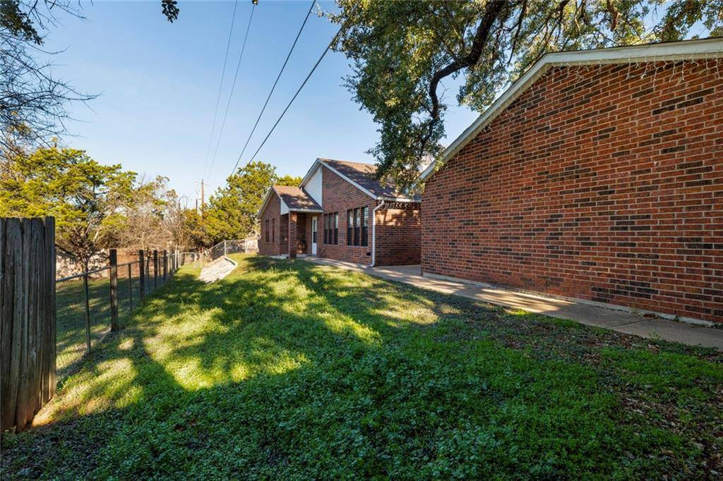 3104 Vista LN, Marble Falls, TX 78654