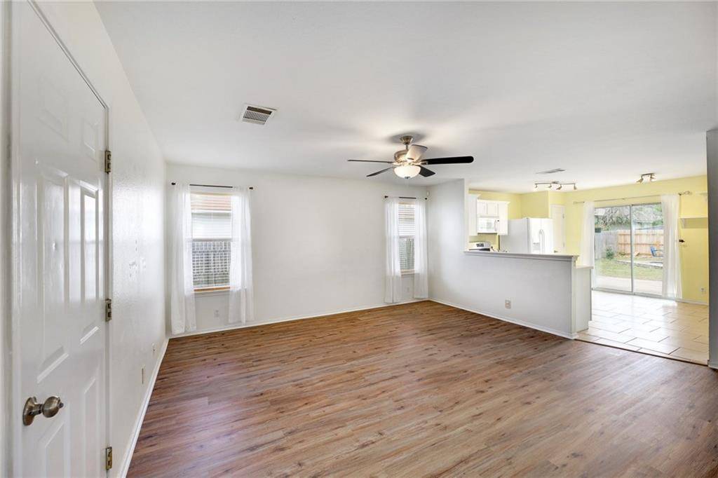 6009 Andross CT, Hutto, TX 78634