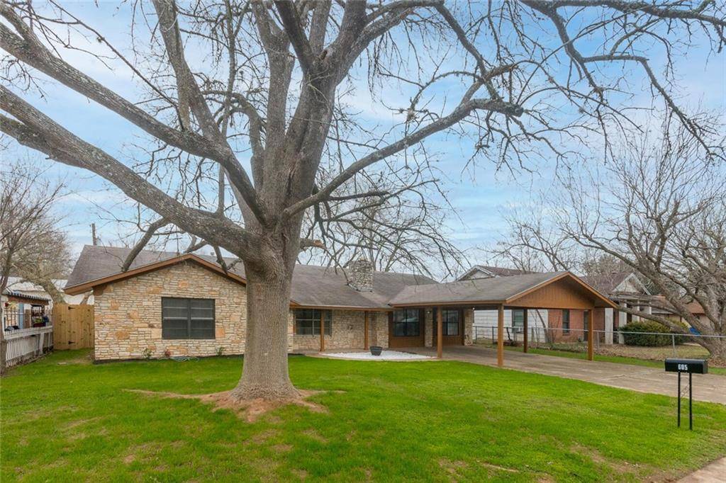 605 Laurel ST, Bastrop, TX 78602