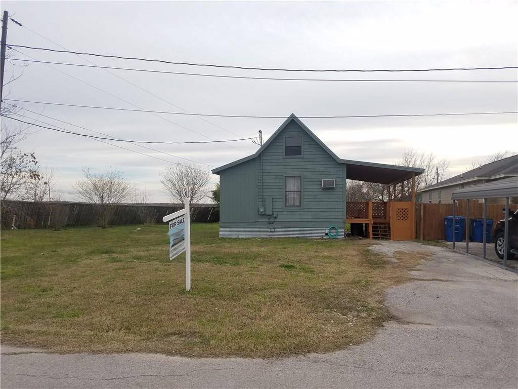 506 E Burton ST, Manor, TX 78653