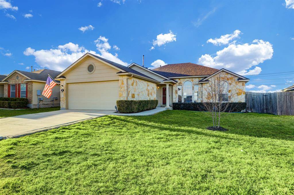 694 Atlantis, Kyle, TX 78640