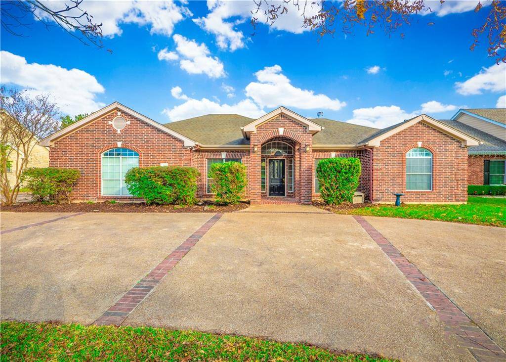 108 Grove LN, Buda, TX 78610