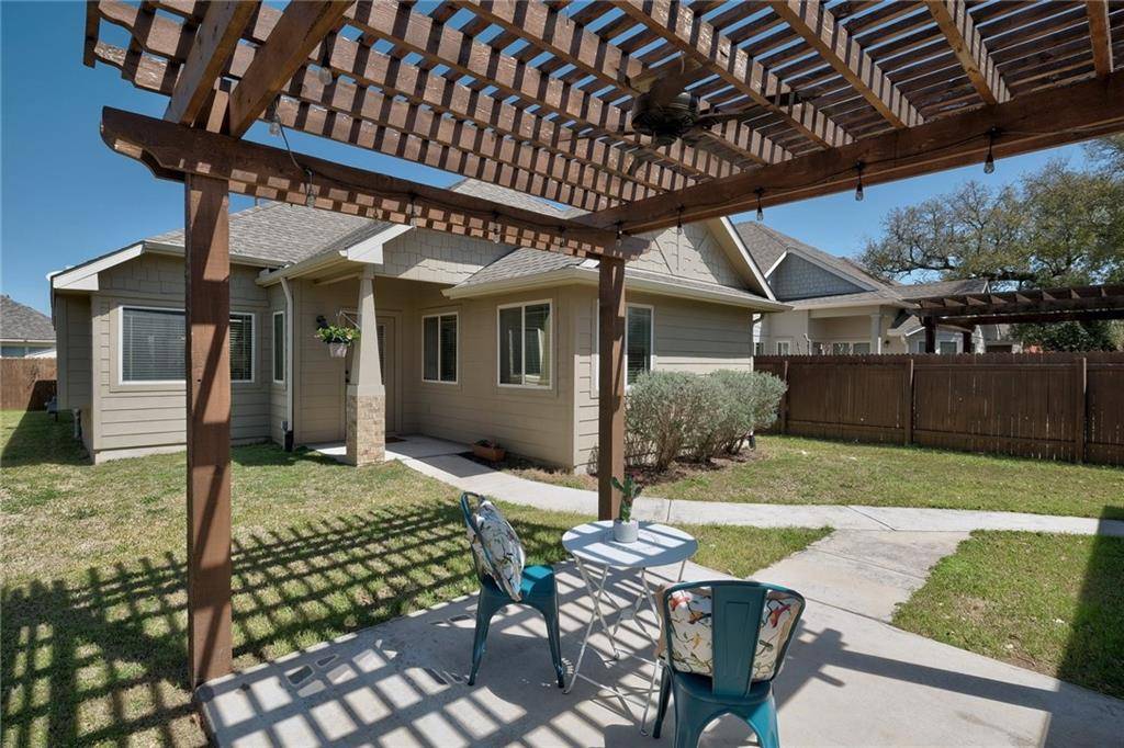 470 Tilly LN, Buda, TX 78610