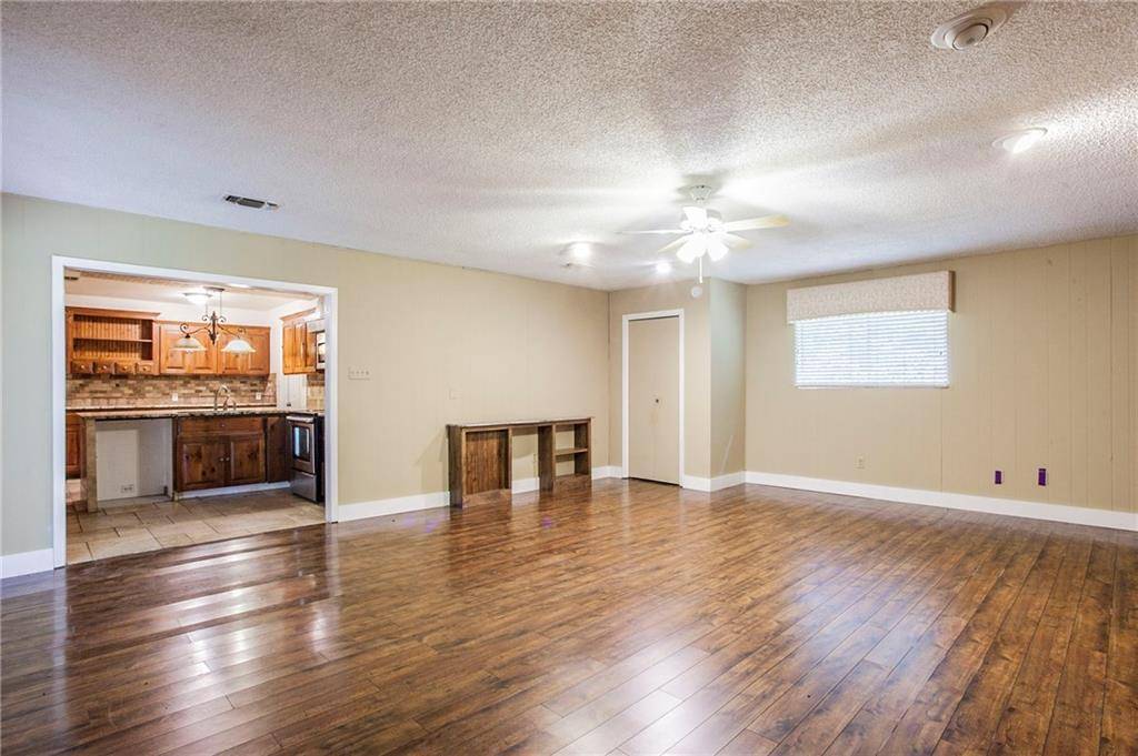 205 Thompson ST, Cedar Park, TX 78613