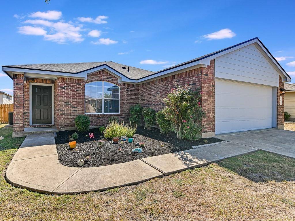 306 Luna Vista DR, Hutto, TX 78634