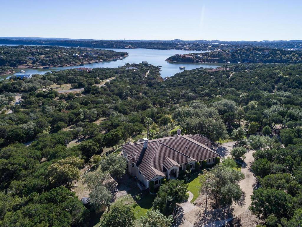 107 N Angel Light DR, Spicewood, TX 78669