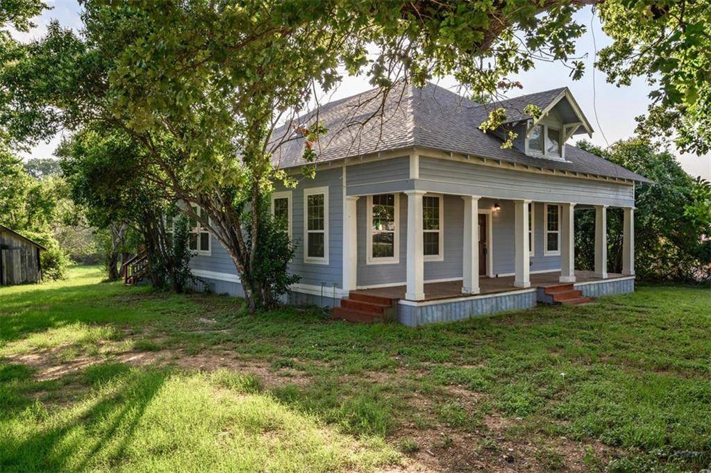 119 Scarbrough ST, Rockdale, TX 76567
