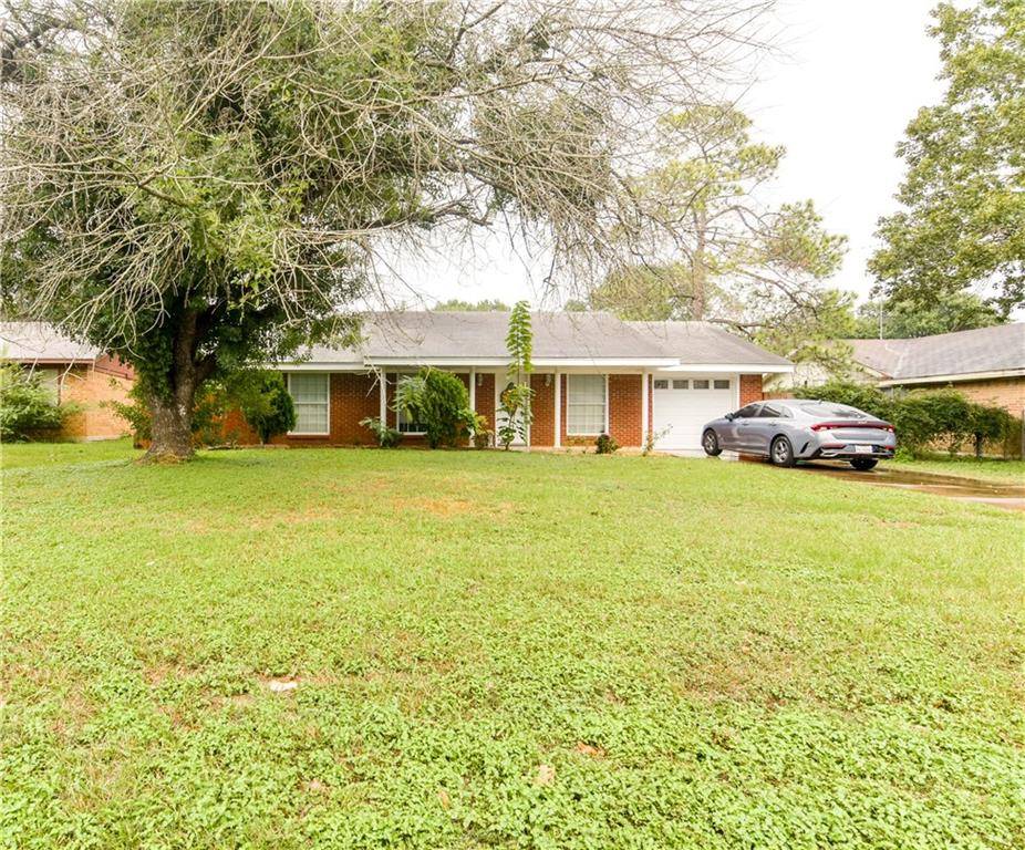 218 Cherry LN, Rockdale, TX 76567