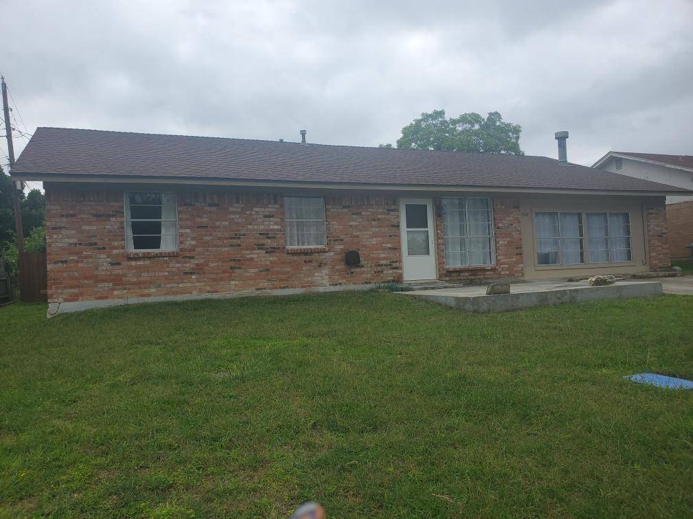 1503 W 1st ST, Lampasas, TX 76550