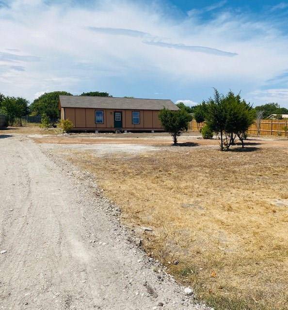 111 Steeplechase LN, Jarrell, TX 76537