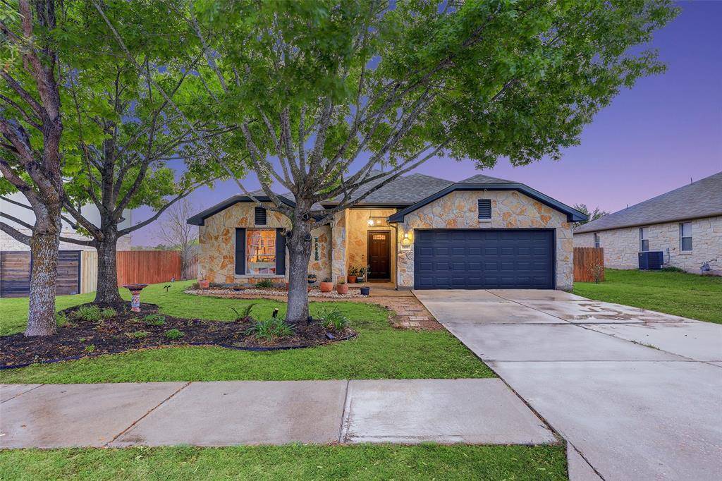 559 Shadow Creek BLVD, Buda, TX 78610