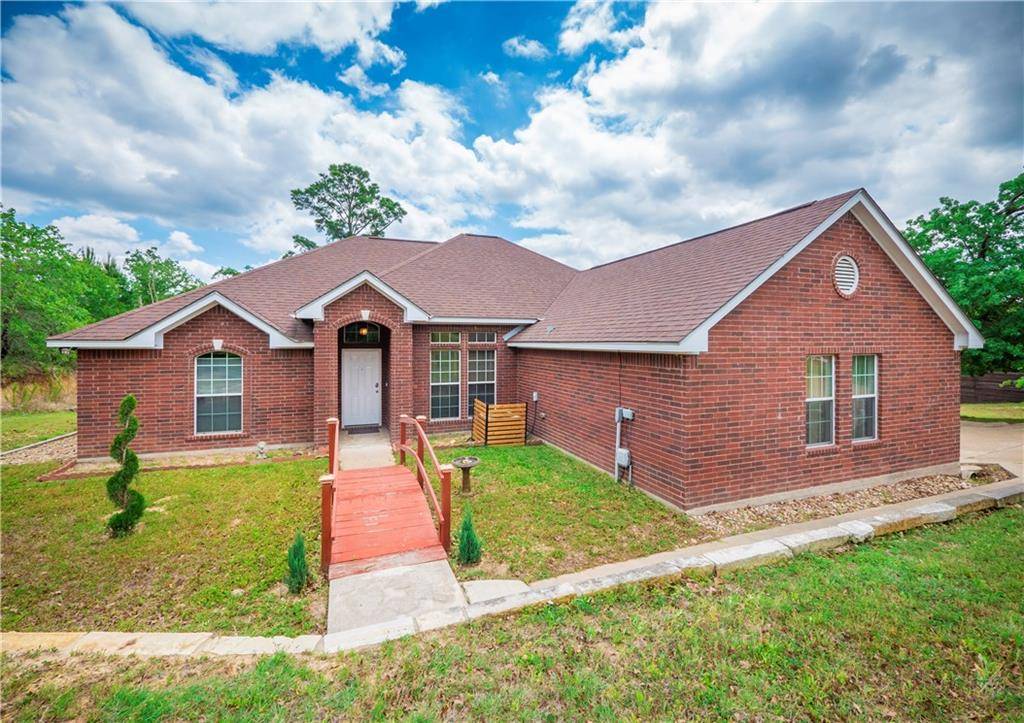 189 Kipahulu DR, Bastrop, TX 78602
