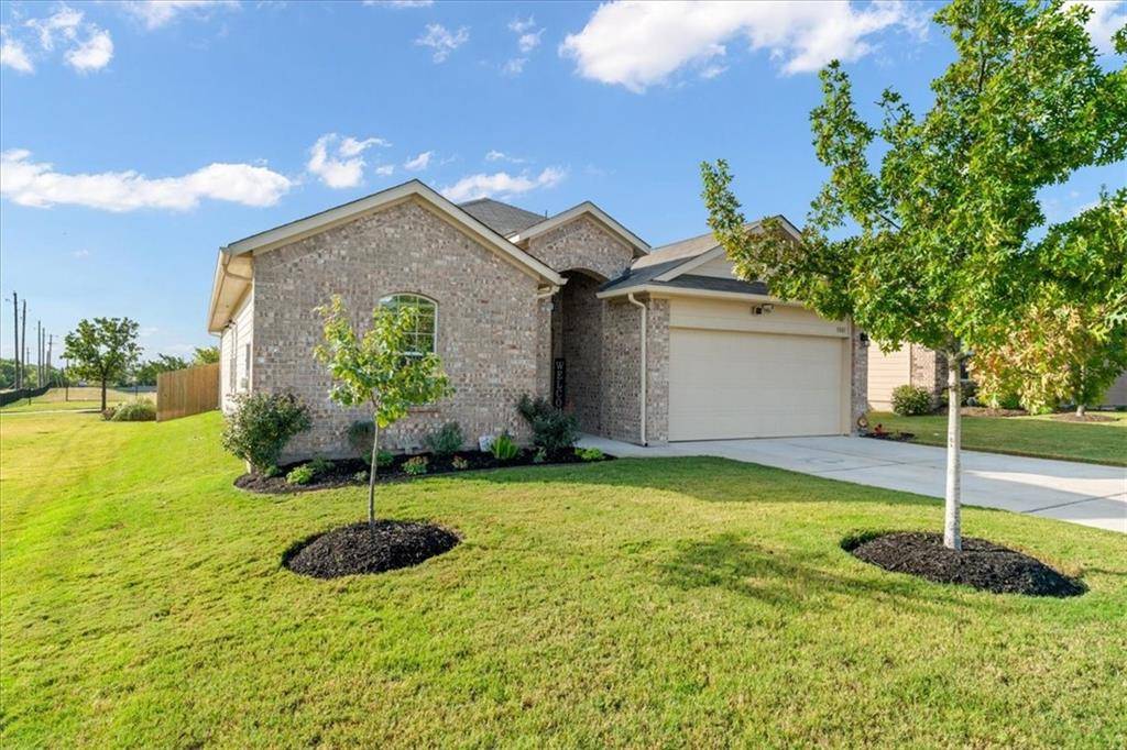 5001 Winsbury DR, Georgetown, TX 78626