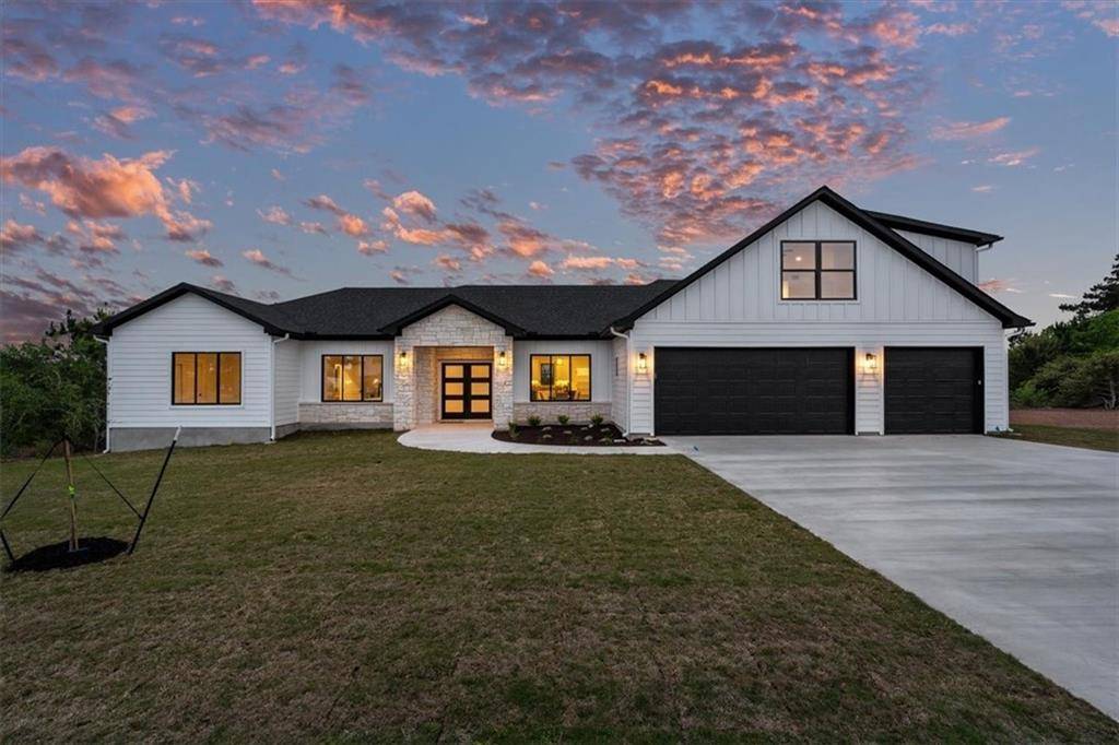 111 Tall Forest DR, Bastrop, TX 78602