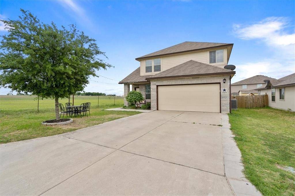 504 Obsidian LN, Jarrell, TX 76537
