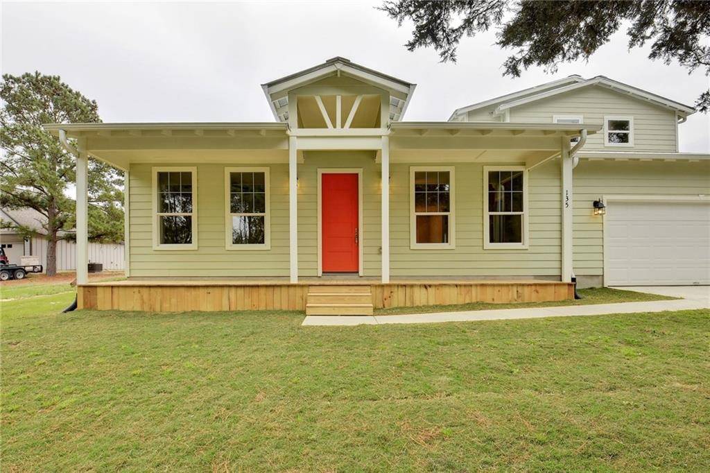 135 Pony Grass LN, Bastrop, TX 78602