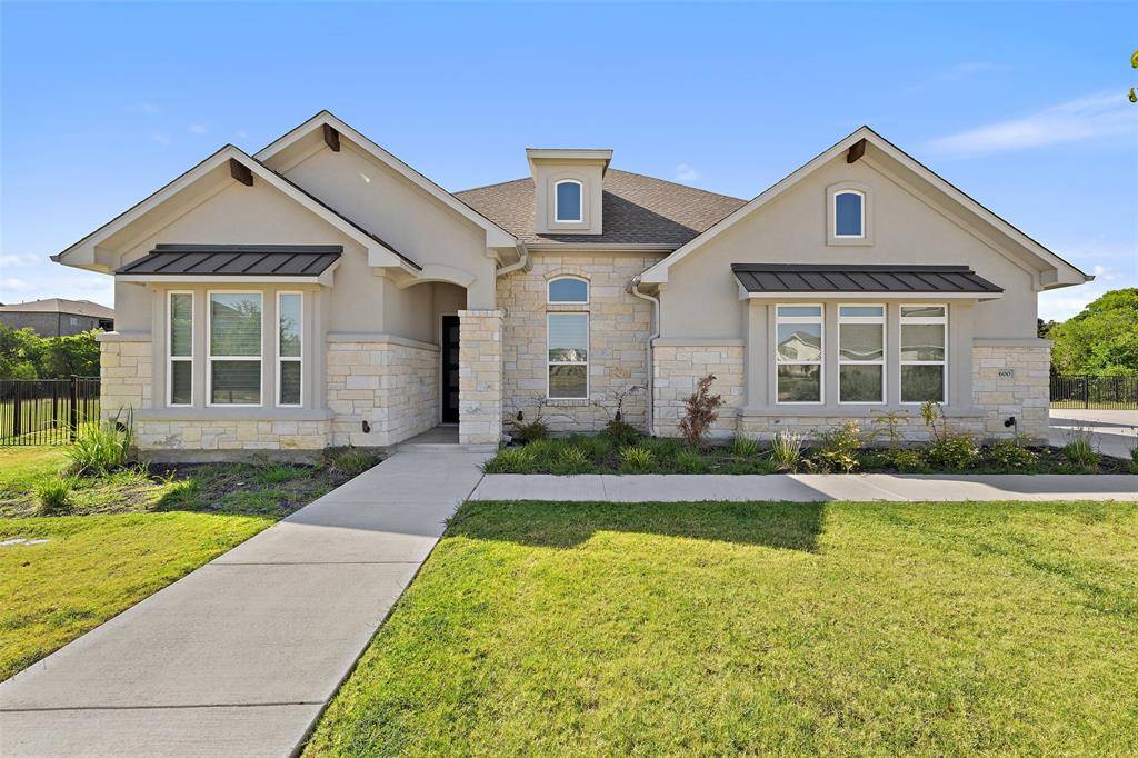 600 Campino DR, Cedar Park, TX 78613