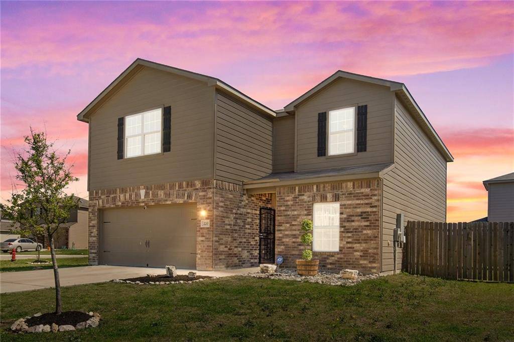 220 Denson LN, Jarrell, TX 76537