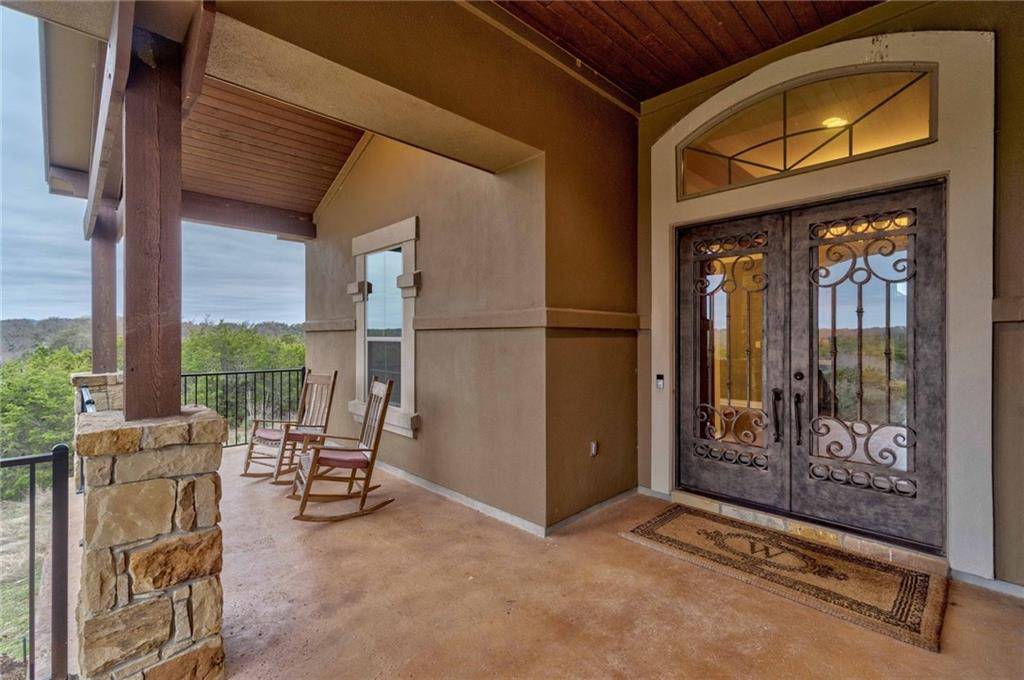 119 Creekside TRL, Spicewood, TX 78669