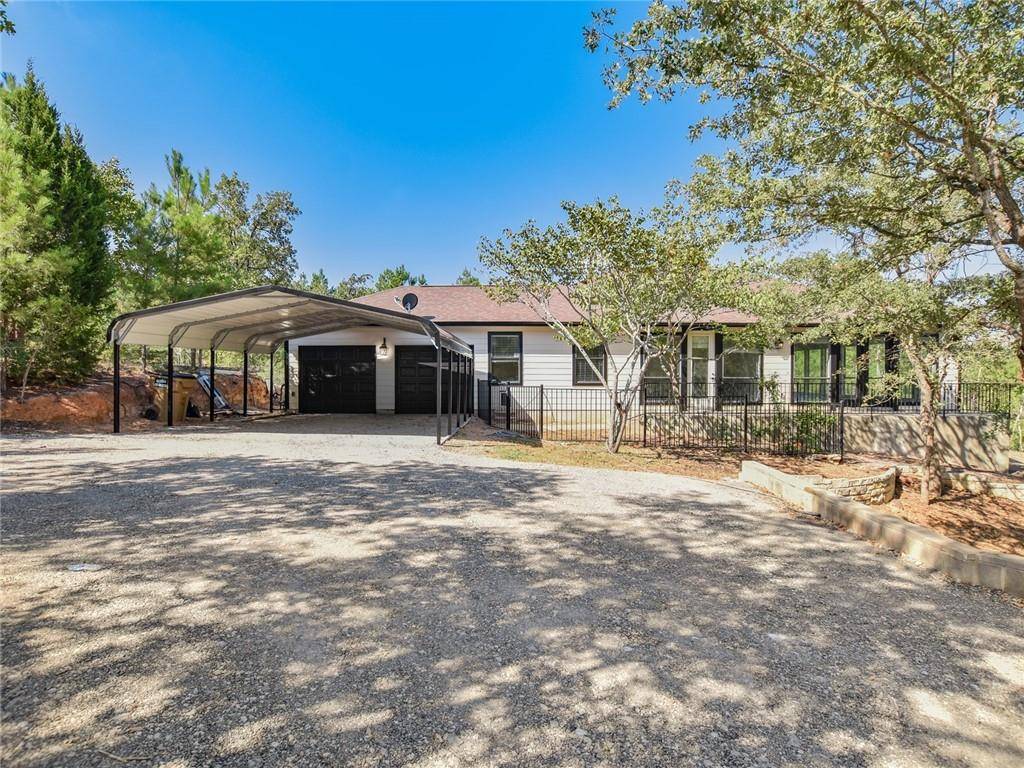 196 Tall Forest DR, Bastrop, TX 78602