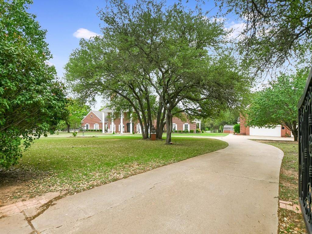 23610 Pedernales Canyon TRL, Spicewood, TX 78669