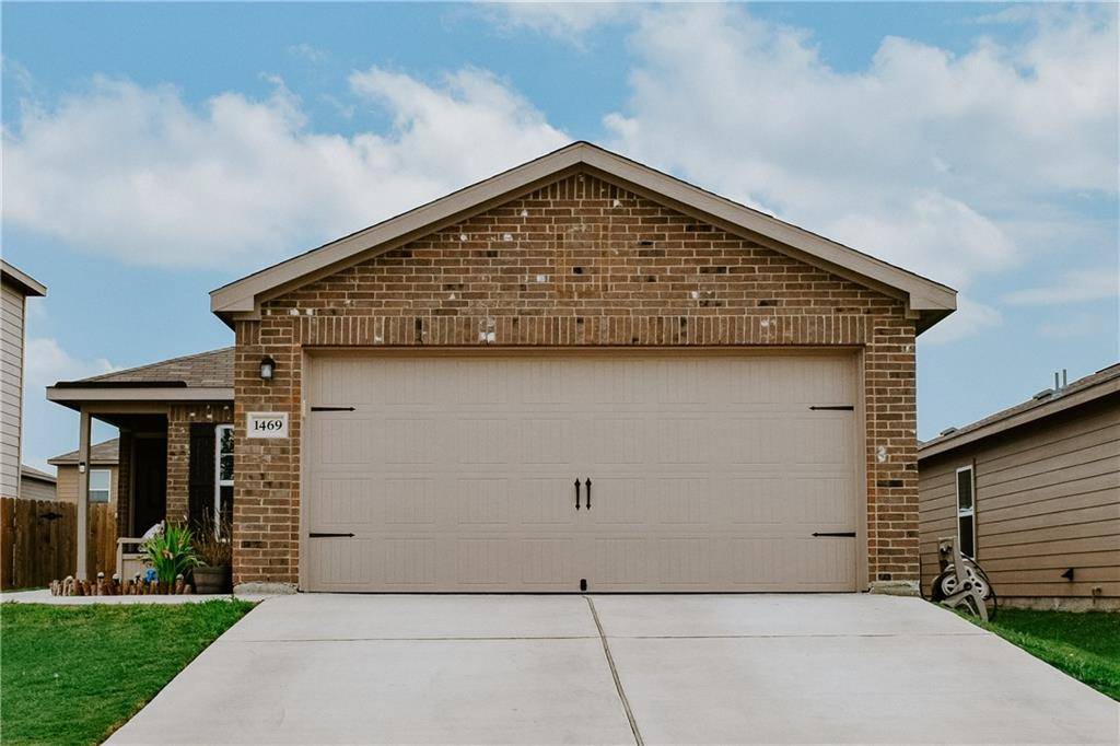 1469 Breanna LN, Kyle, TX 78640