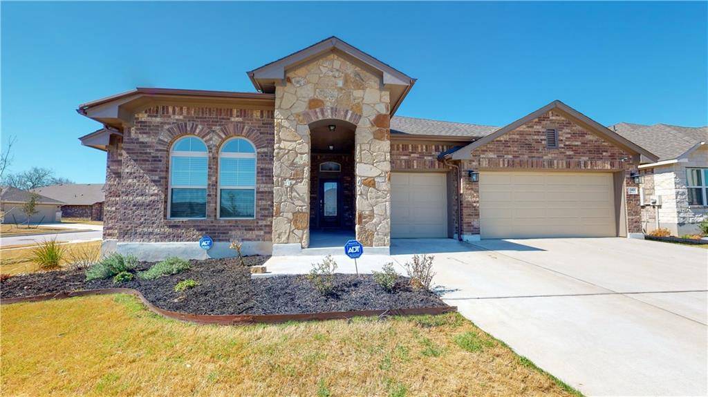143 Edgewater TRL, Bastrop, TX 78602