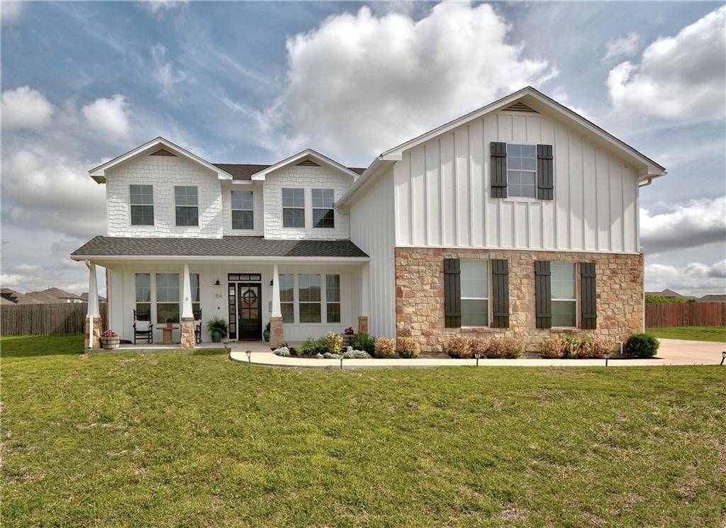 104 W Doucet CV, Hutto, TX 78634