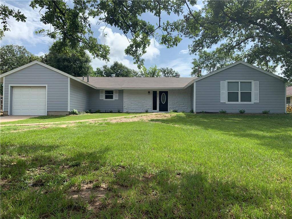 508 San Jacinto DR, Rockdale, TX 76567