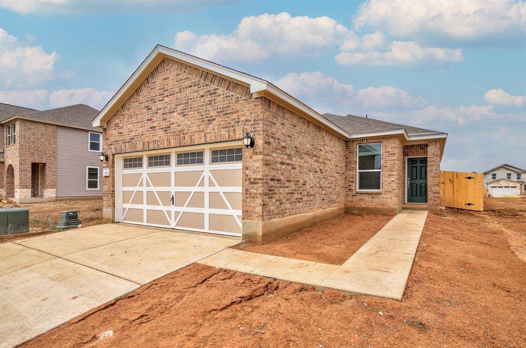 1123 Aronia LN, Georgetown, TX 78626