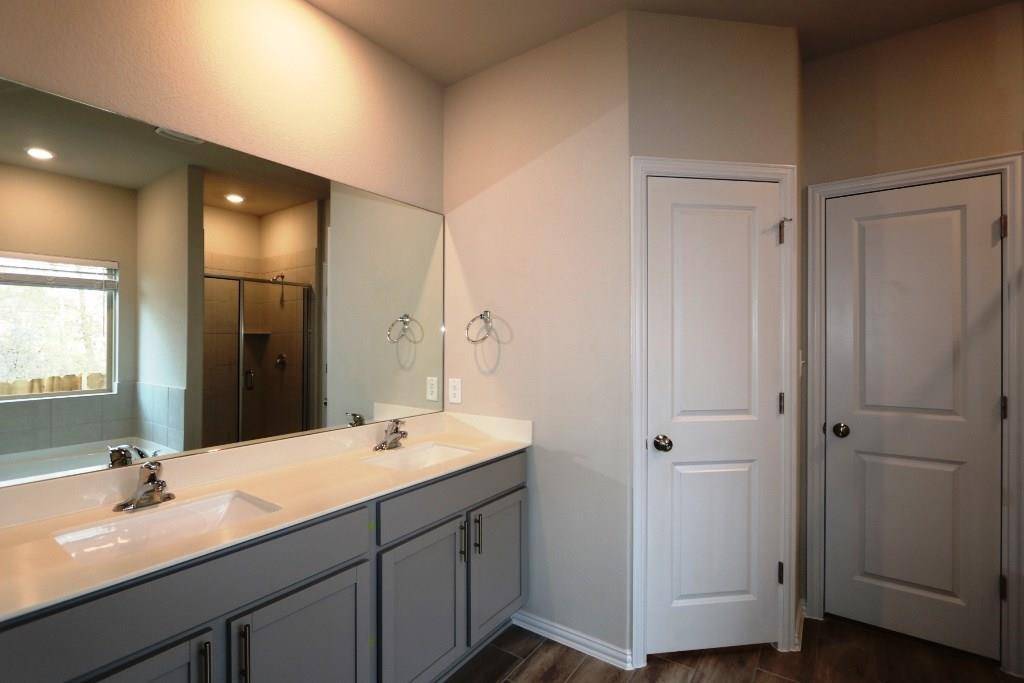 237 Falling Star, Georgetown, TX 78628