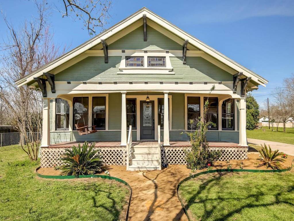 1308 W 7th ST, Taylor, TX 76574