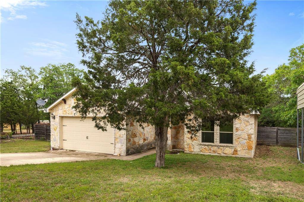 157 Foothill RD, Bastrop, TX 78602