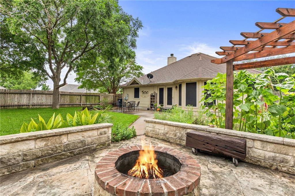 2611 Sunrise Valley LN, Georgetown, TX 78626