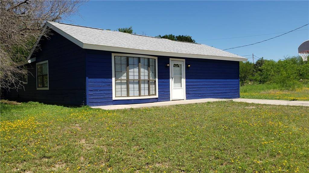 200 Songwood DR, Spicewood, TX 78669