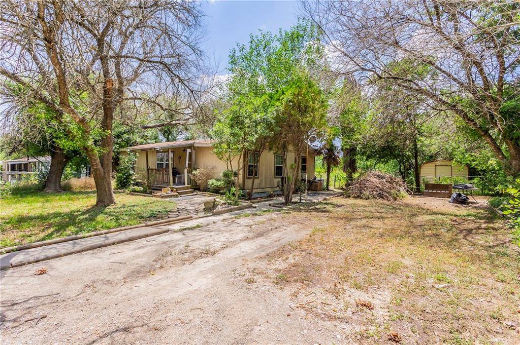 118 Greenfield RD, Kyle, TX 78640