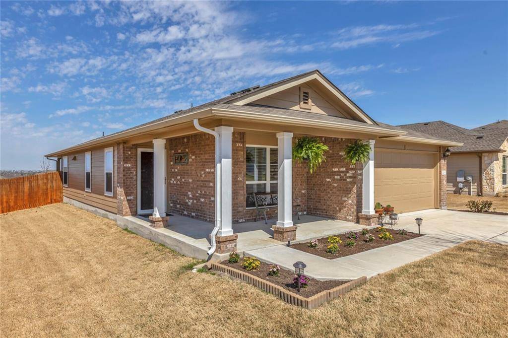 126 Sabine River DR, Hutto, TX 78634