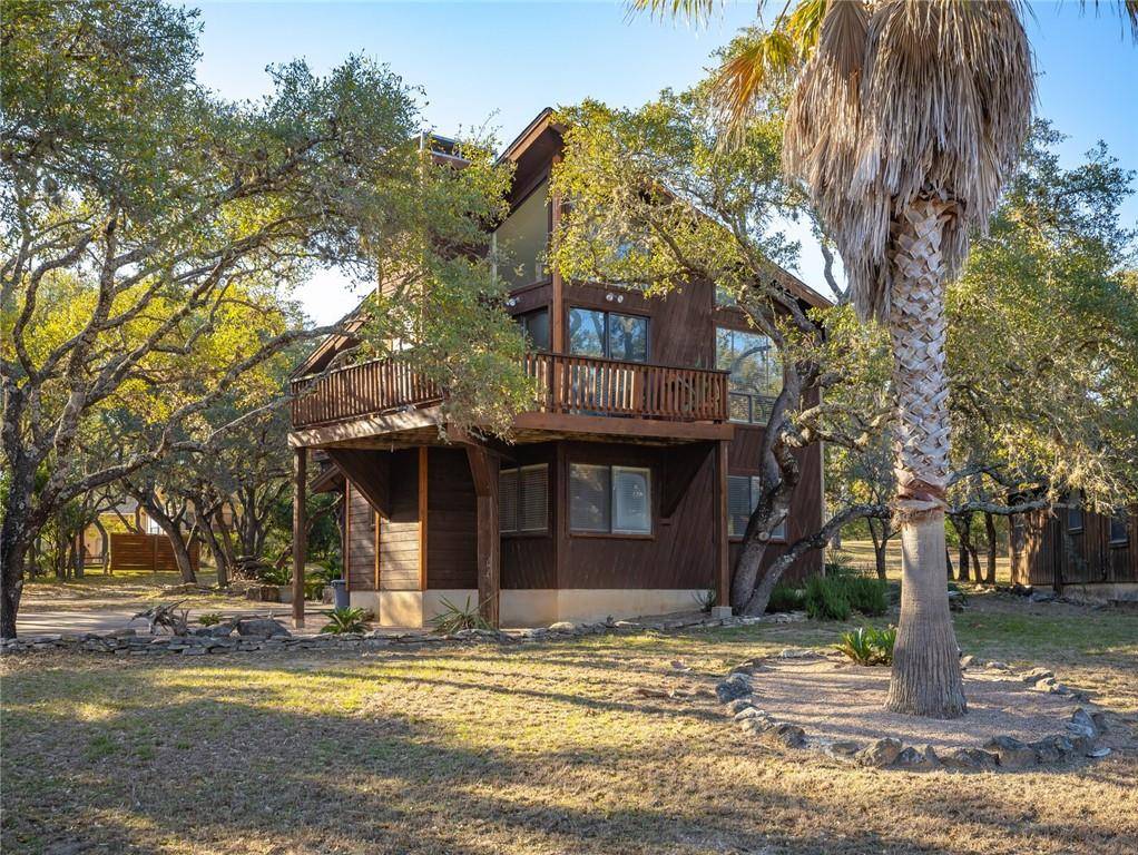 334 Coventry RD, Spicewood, TX 78669