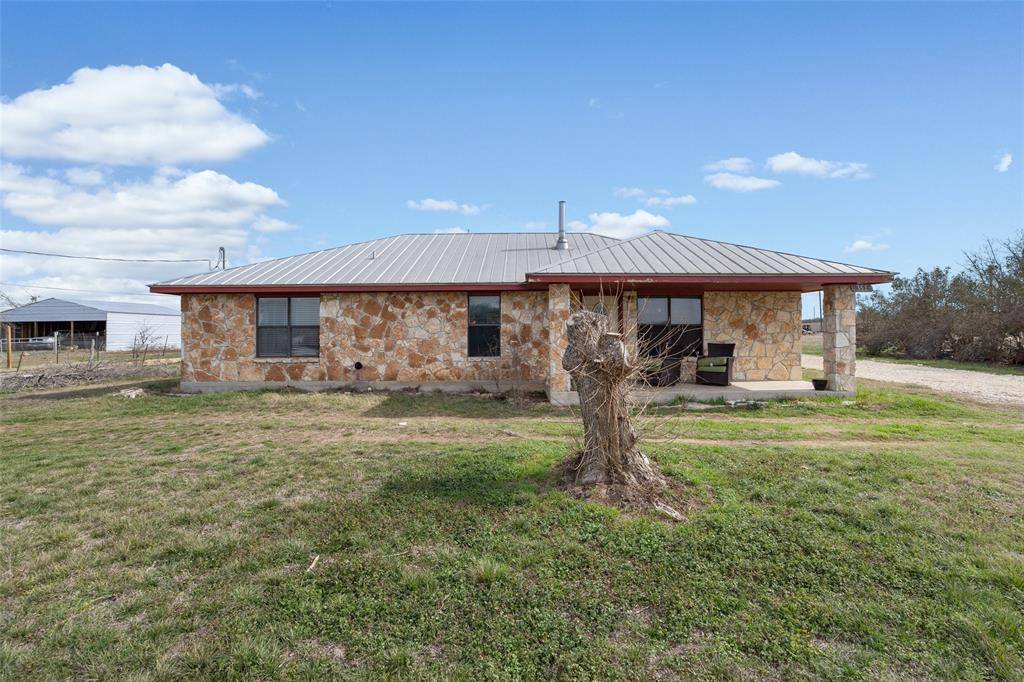 351 County Road 396, Jarrell, TX 76537