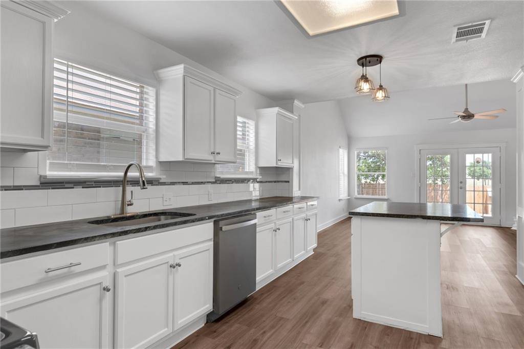 1119 Apollo LN, Cedar Park, TX 78613