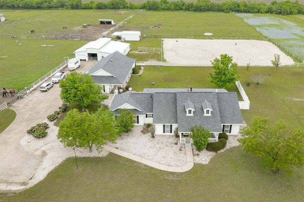 851 County Road 124, Georgetown, TX 78626