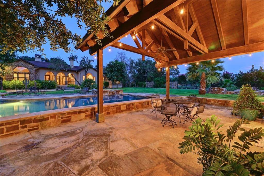 588 W Bartlett DR, Buda, TX 78610